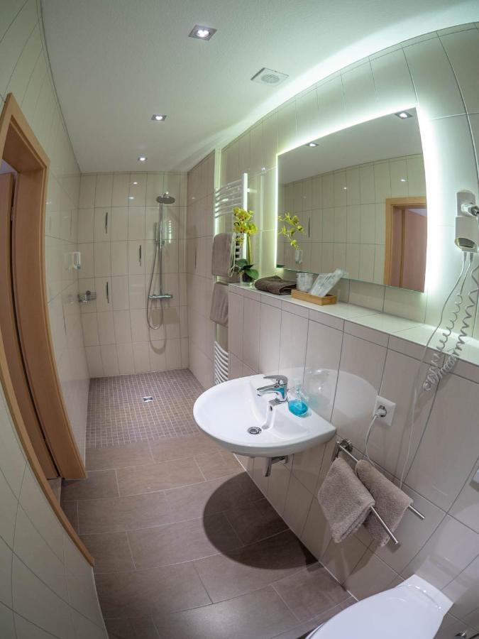 Hotel - Restaurant - Metzgerei Sonne Loffenau Kültér fotó