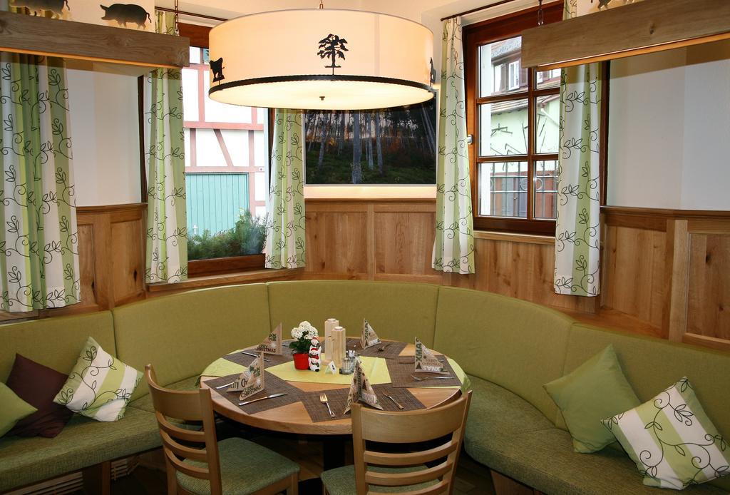 Hotel - Restaurant - Metzgerei Sonne Loffenau Kültér fotó